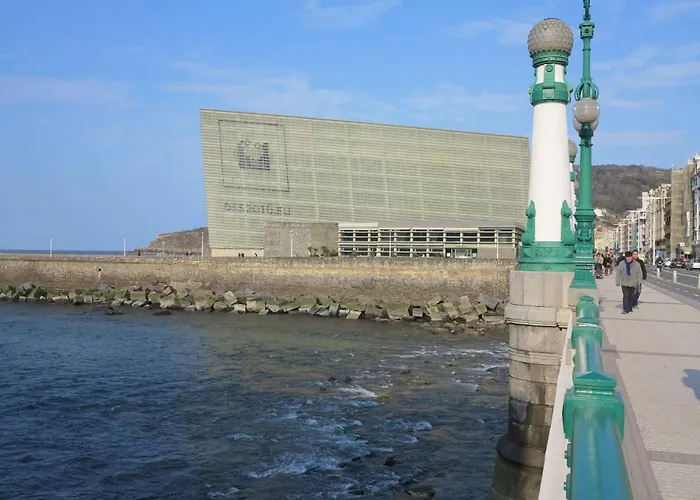 Junto A La Playa Ess01177 公寓 圣塞瓦斯蒂安